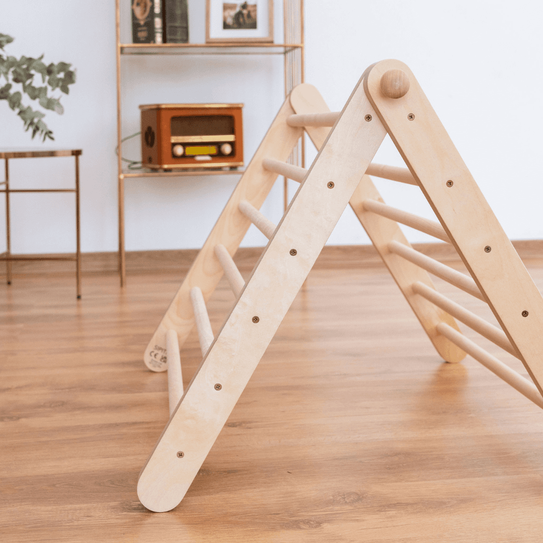 Montessori Triangulär Klätterställning i Trä - 2 Delar