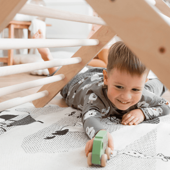 Montessori Triangulär Klätterställning i Trä - 2 Delar