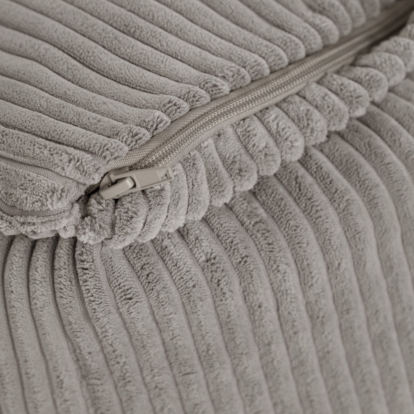 Stilren Sammets Manchester Sittpuff / Saccosäck - Beige