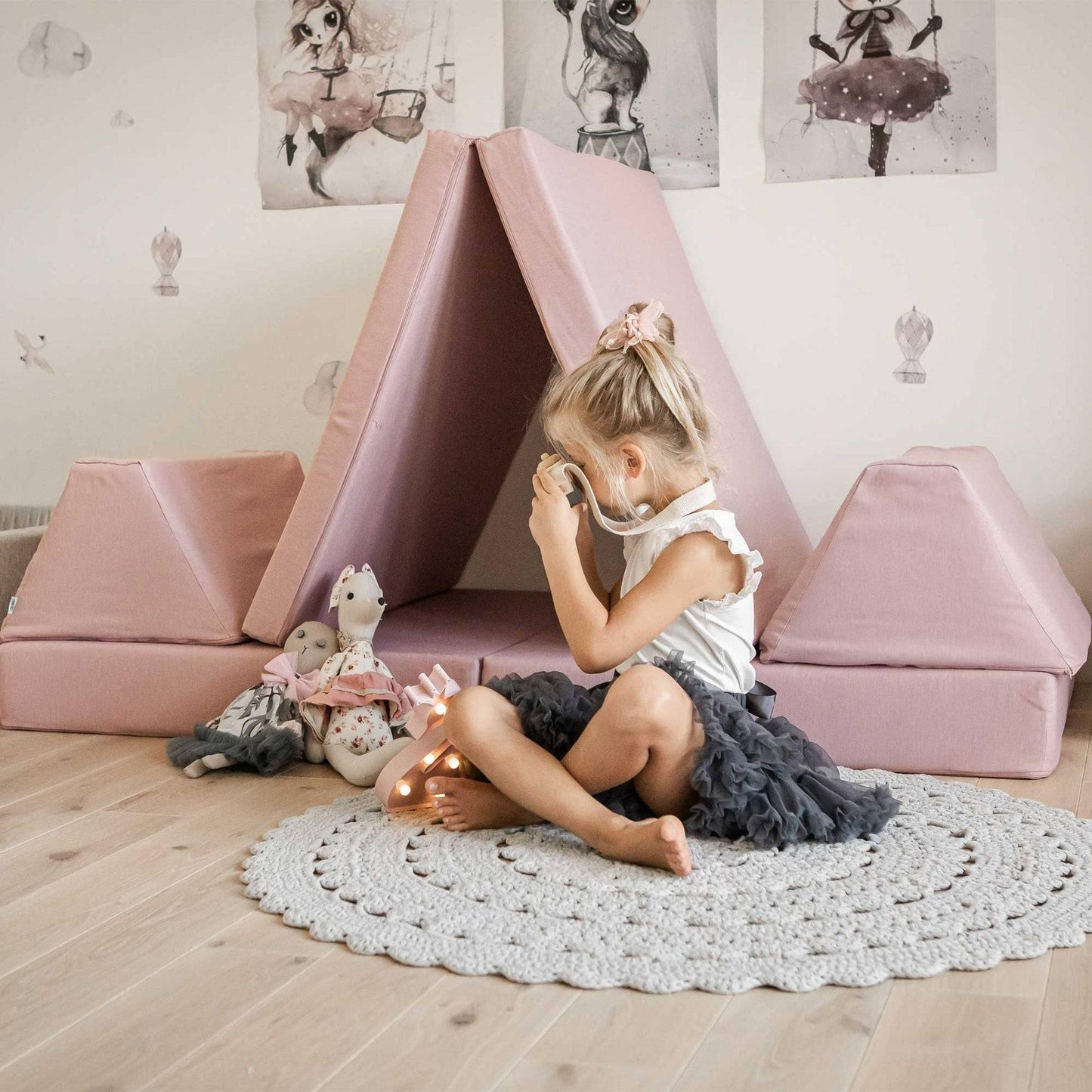 Montessori Rosa Block Barnsoffa / Leksoffa - Från 1 - 16 år