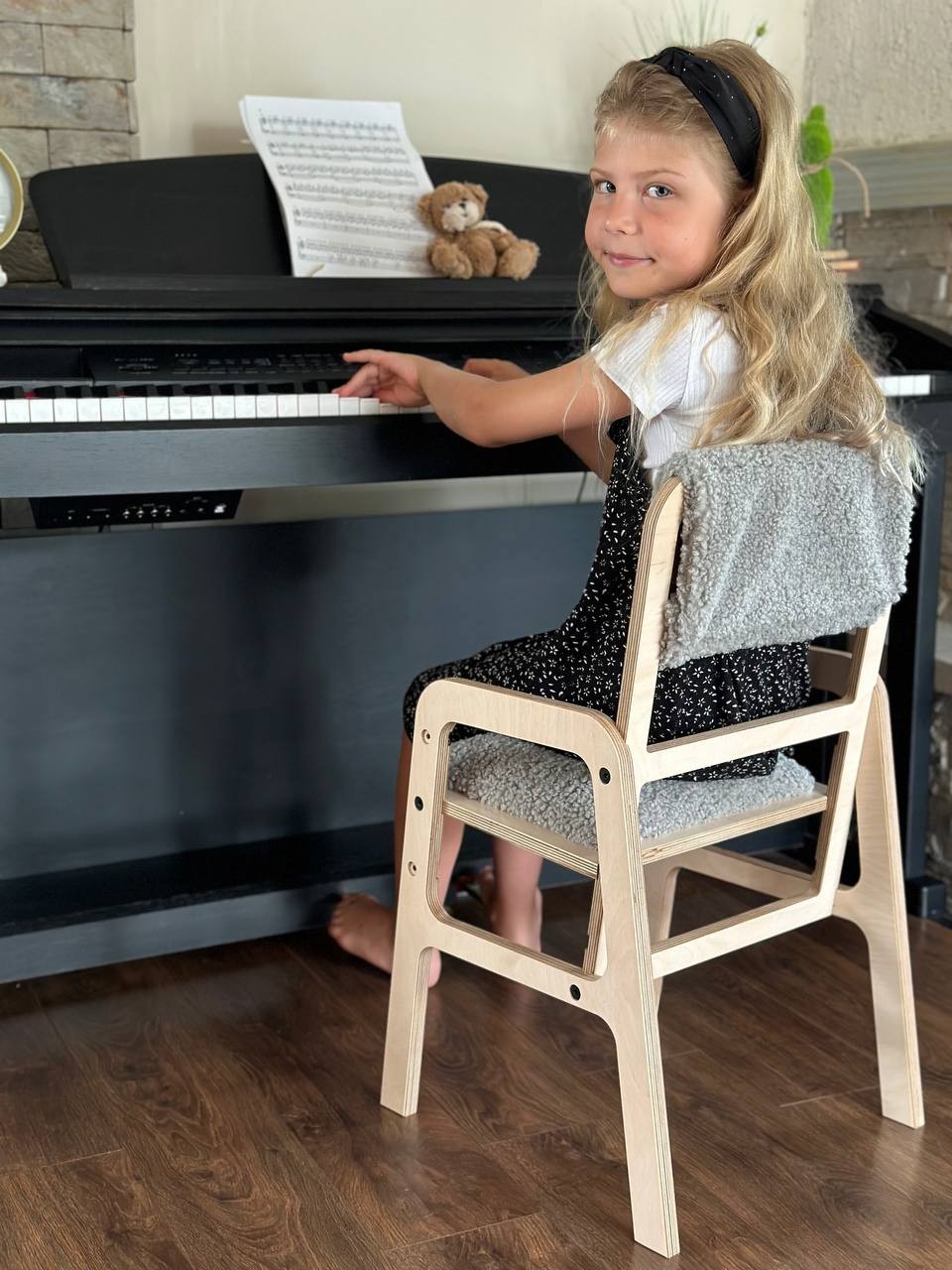 Justerbar Ergonomisk Stol i Trä för Barn - Grå Ull Sits