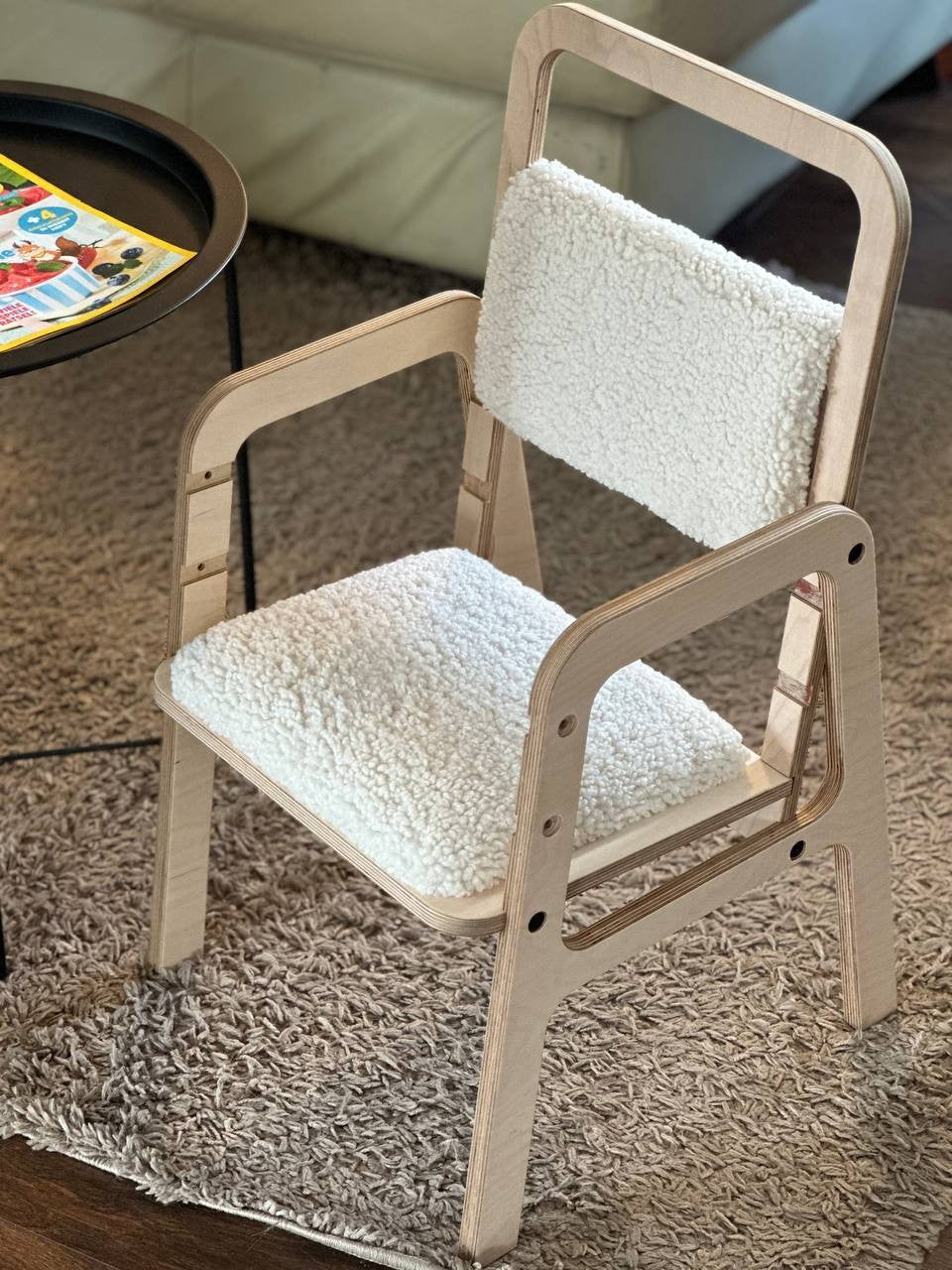 Justerbar Ergonomisk Stol i Trä för Barn - Kräm Ull Sits