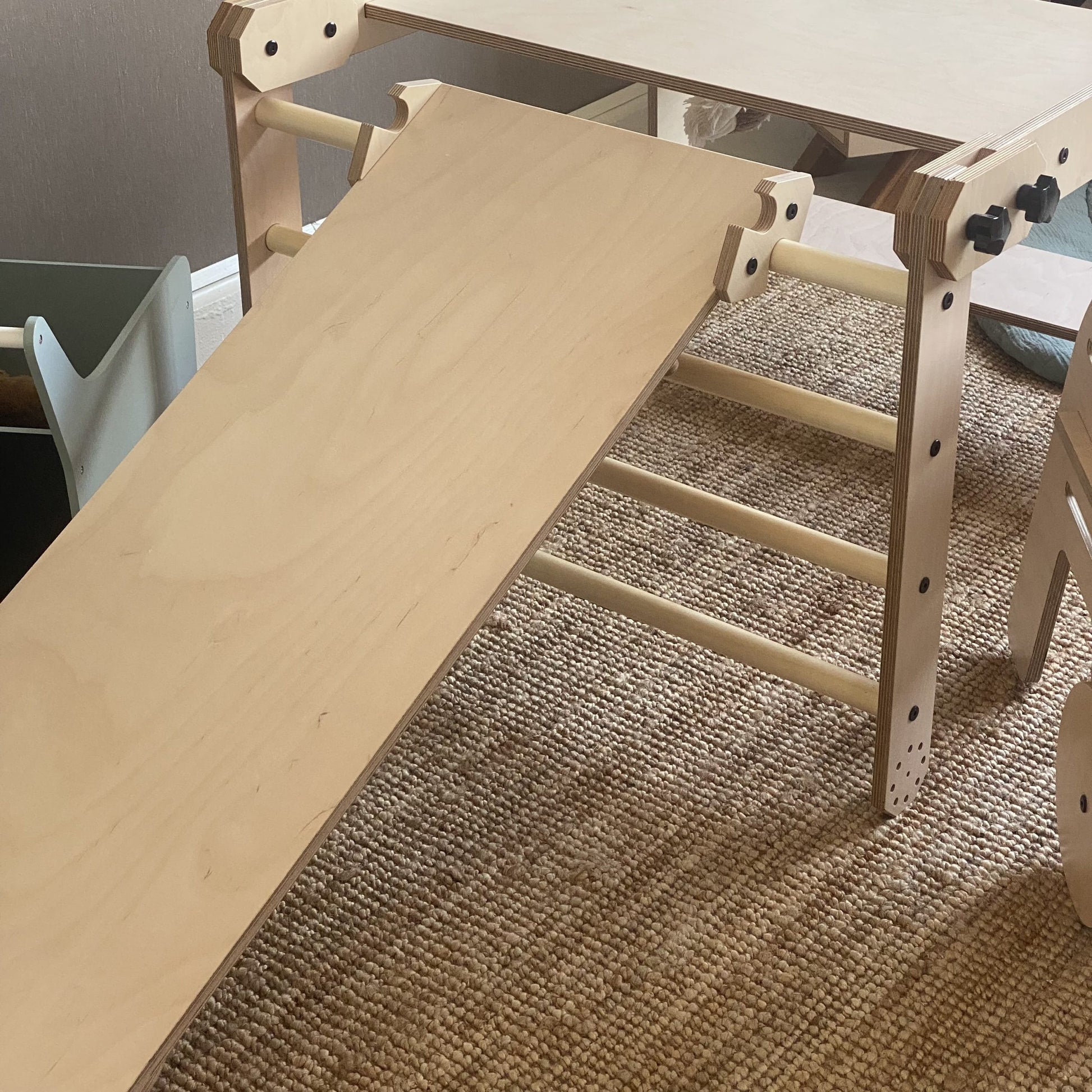 Montessori Klätterset / Bord & Hylla / Ritbräda - 3-i-1 Set