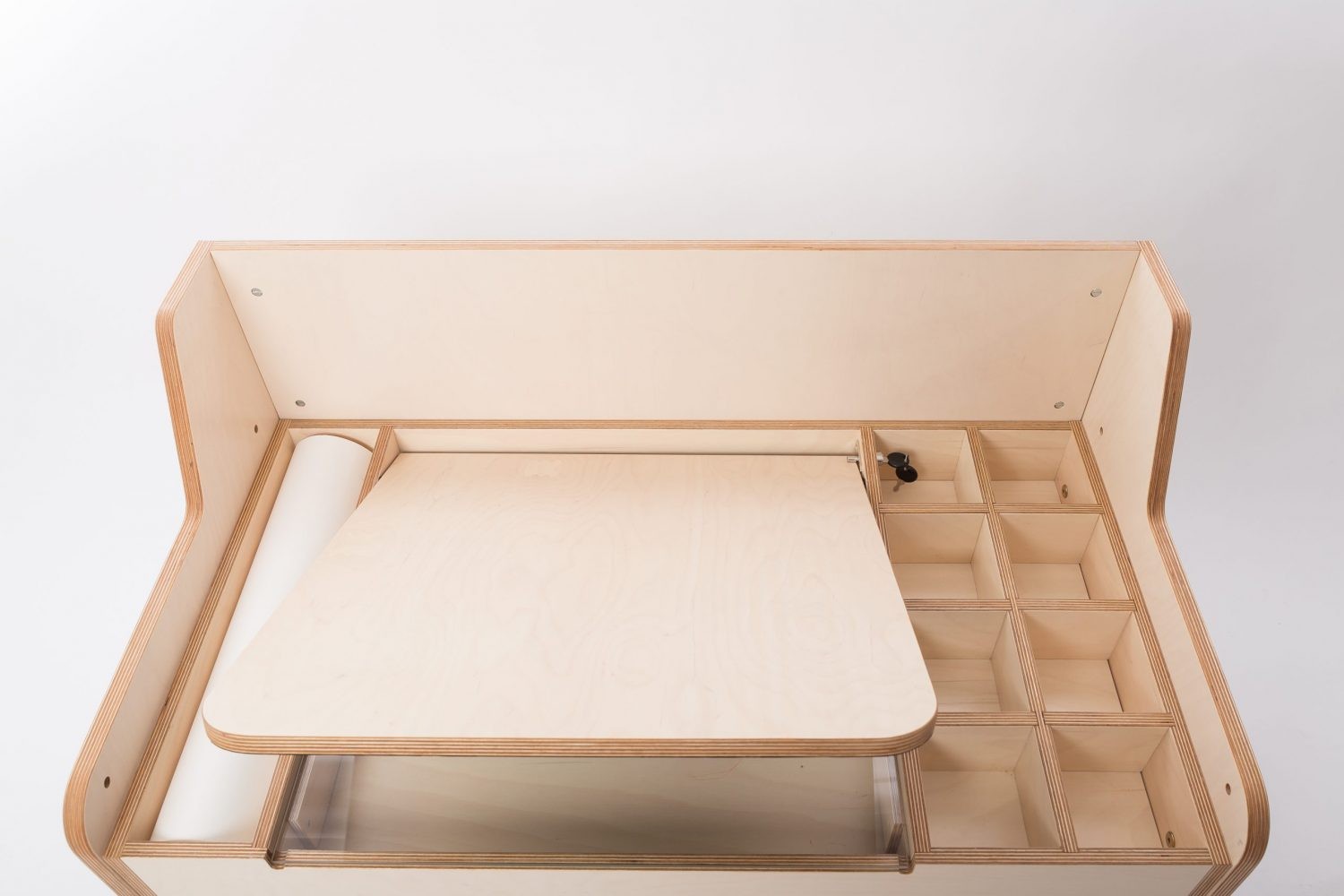 Multisensoriskt Justerbart Montessori Skrivbord / Lekbord i Trä - Luula